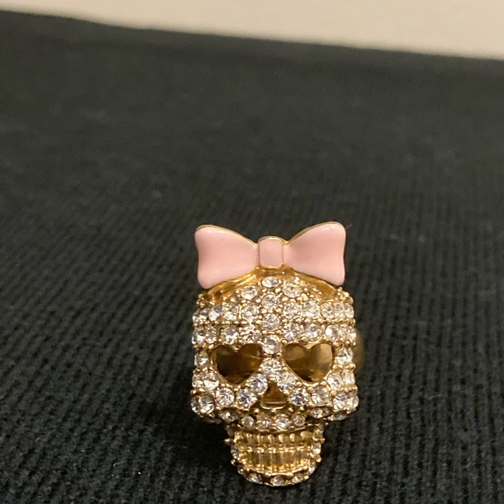 Betsey Johnson Ring Gold Crystal Skull with Pink Bow Size 7